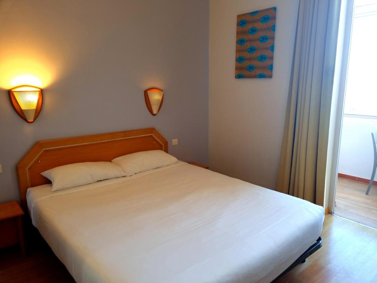 קאלבי Hotel Sole Mare מראה חיצוני תמונה
