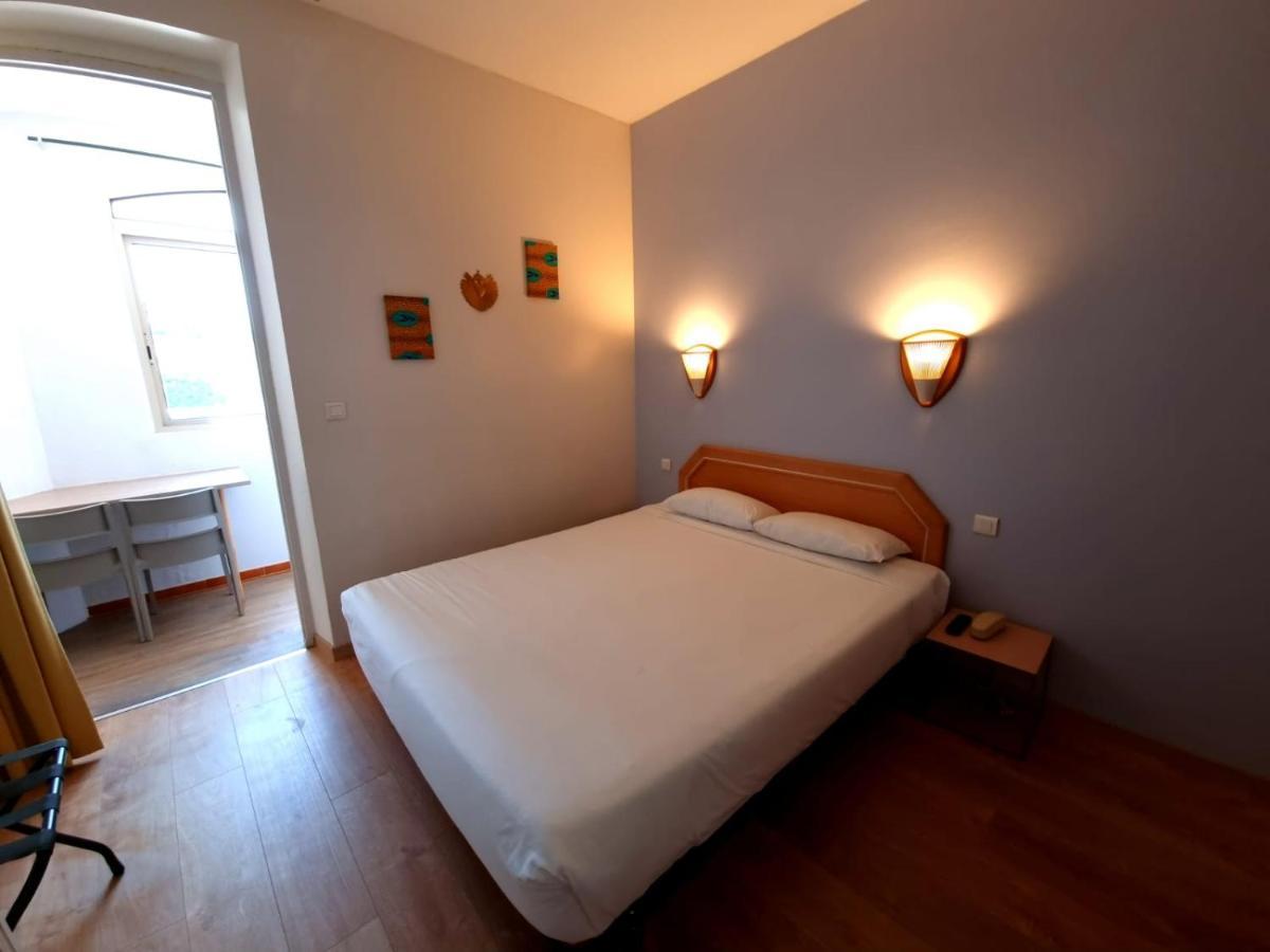 קאלבי Hotel Sole Mare מראה חיצוני תמונה